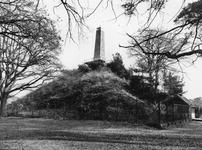 837596 Gezicht op de Pyramide van Austerlitz.N.B. Dit gedeelte van Austerlitz maakt deel uit van de gemeente Woudenberg.